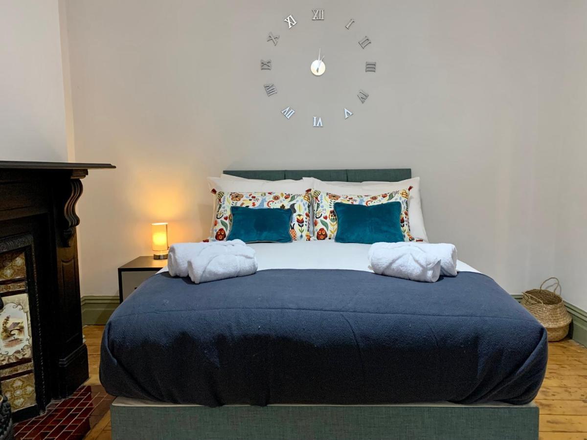 Stamer House By Yourstays, Stylish Quirky House, With 4 Double Bedrooms, Book Now! Stoke-on-Trent Dış mekan fotoğraf