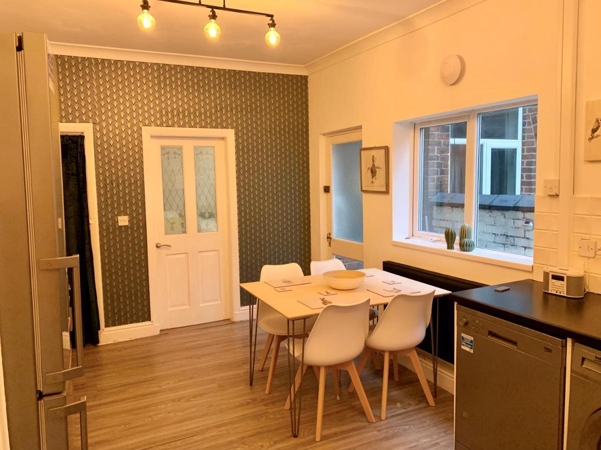 Stamer House By Yourstays, Stylish Quirky House, With 4 Double Bedrooms, Book Now! Stoke-on-Trent Dış mekan fotoğraf