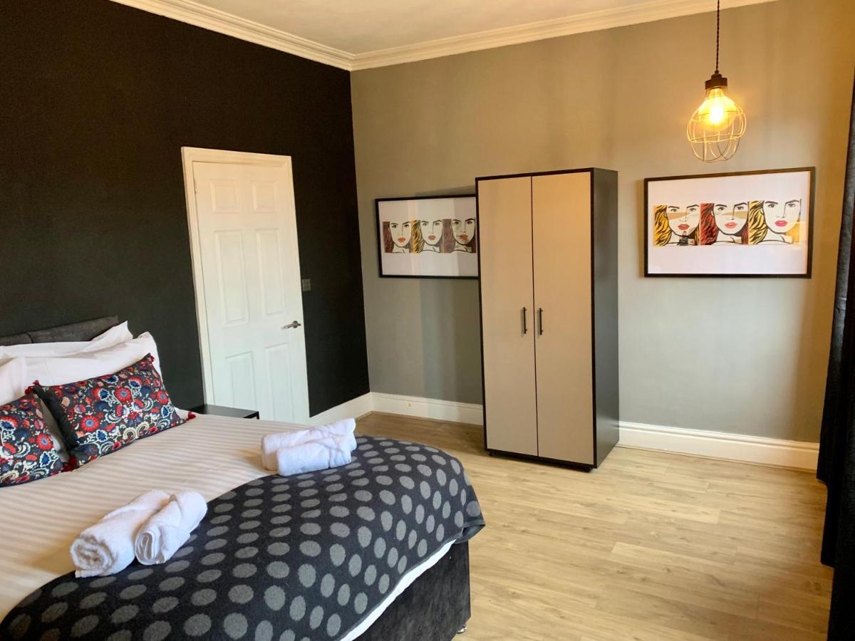 Stamer House By Yourstays, Stylish Quirky House, With 4 Double Bedrooms, Book Now! Stoke-on-Trent Dış mekan fotoğraf