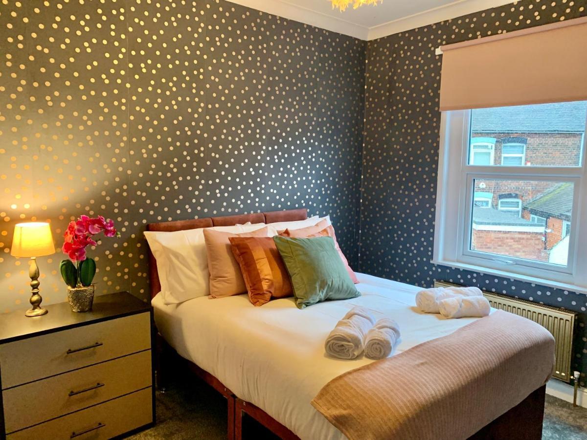 Stamer House By Yourstays, Stylish Quirky House, With 4 Double Bedrooms, Book Now! Stoke-on-Trent Dış mekan fotoğraf